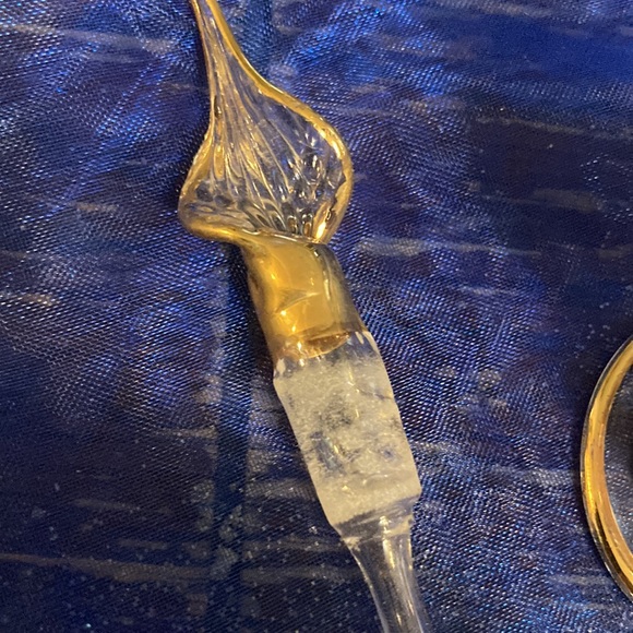 Vintage purple / gold perfume bottle with dabber - Picture 6 of 11